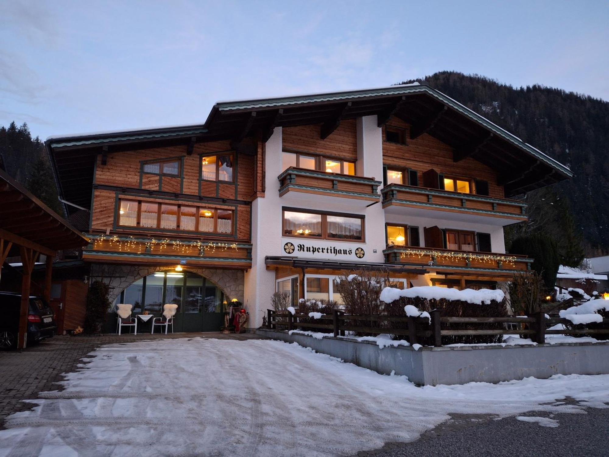 Ferienwohnungen Rupertihaus 플라차우 외부 사진